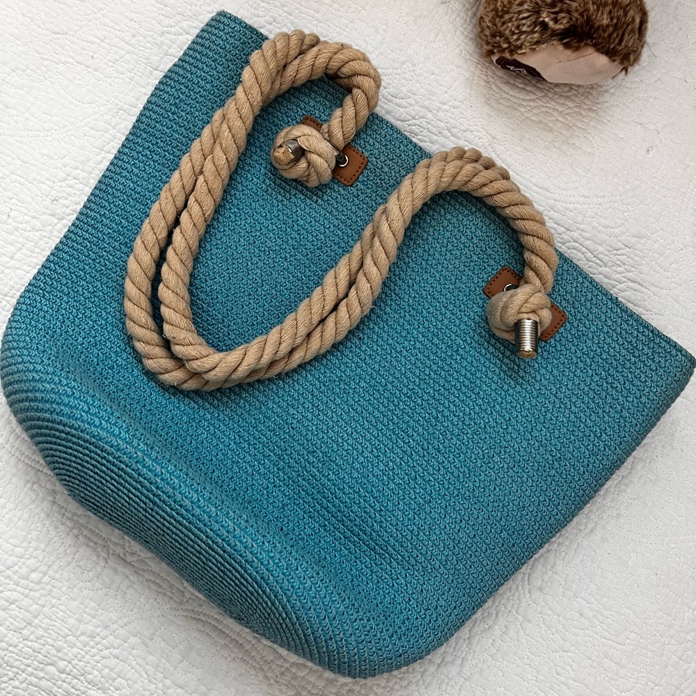 Straw bag